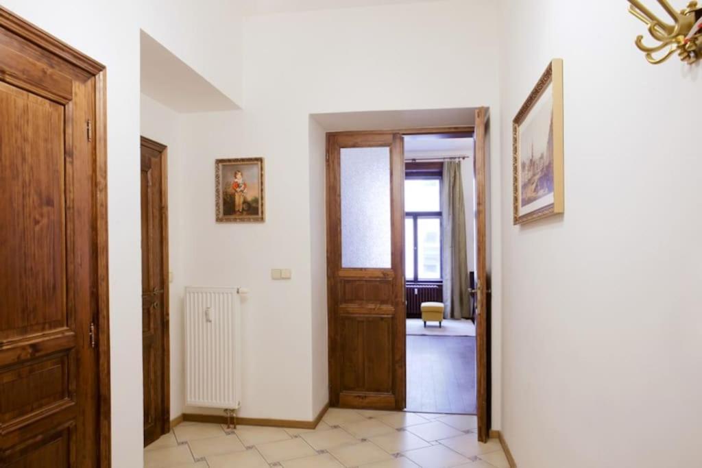 Rhythm And Style In Prague City Center Andel Apartment Bagian luar foto