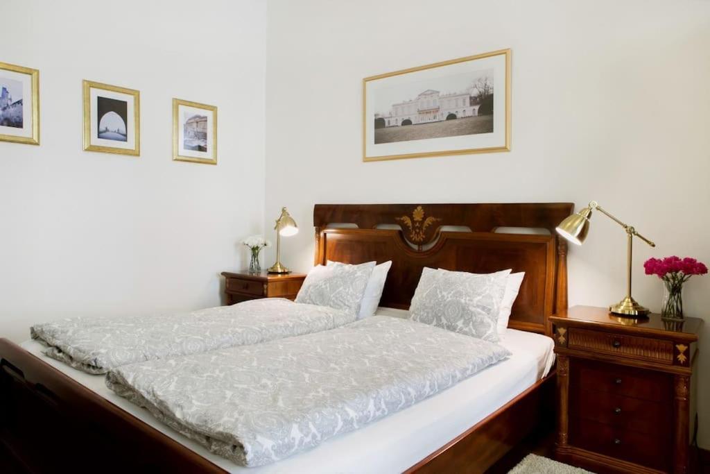 Rhythm And Style In Prague City Center Andel Apartment Bagian luar foto