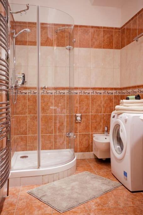 Rhythm And Style In Prague City Center Andel Apartment Bagian luar foto